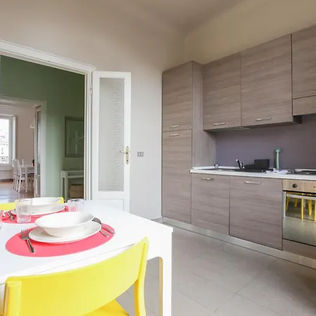 Apt With Balcony - 50 M Far From Pagano M1 شقة ميلان