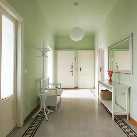 Apt With Balcony - 50 M Far From Pagano M1 ميلان